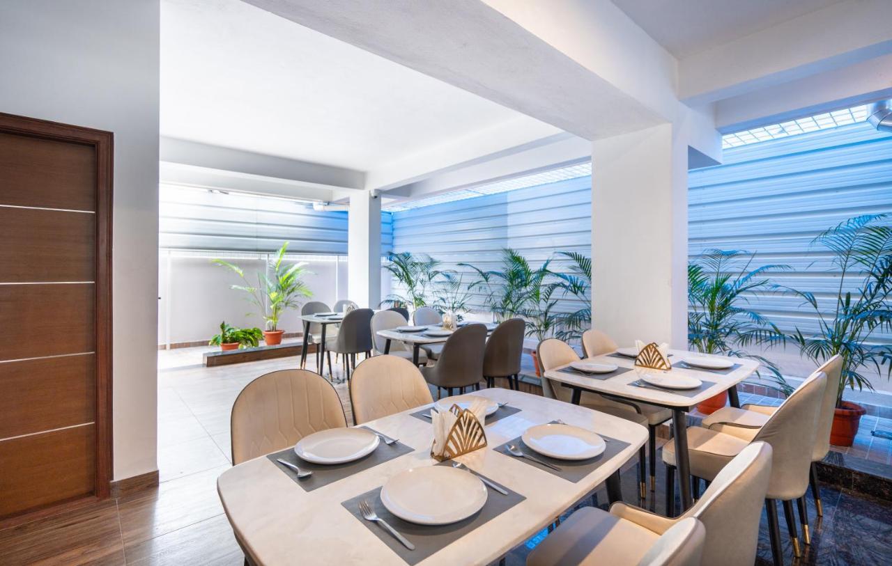 The Silver Chimes Suites Bengaluru Zewnętrze zdjęcie