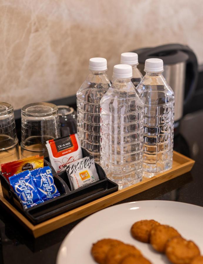 The Silver Chimes Suites Bengaluru Zewnętrze zdjęcie