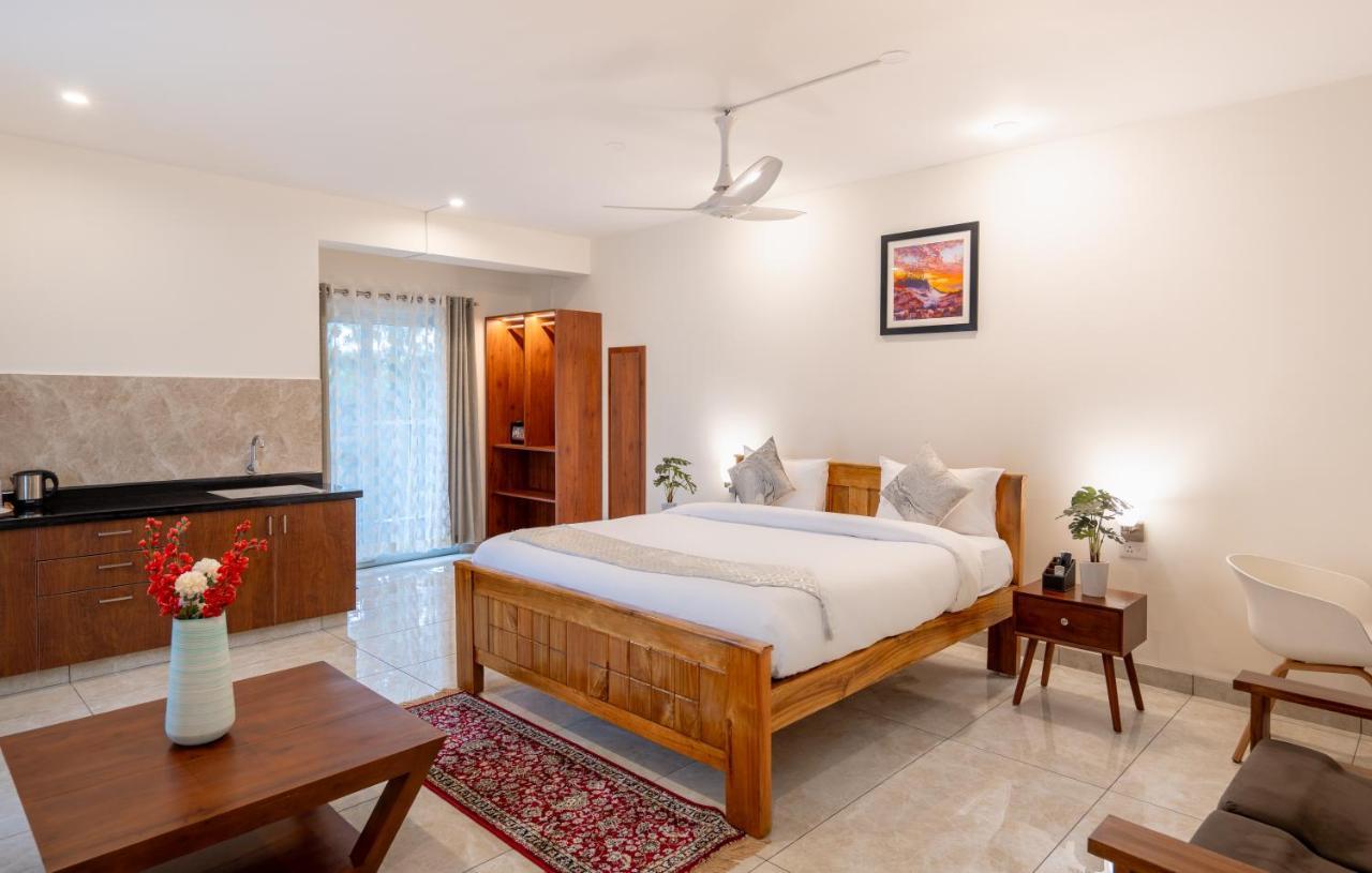 The Silver Chimes Suites Bengaluru Zewnętrze zdjęcie